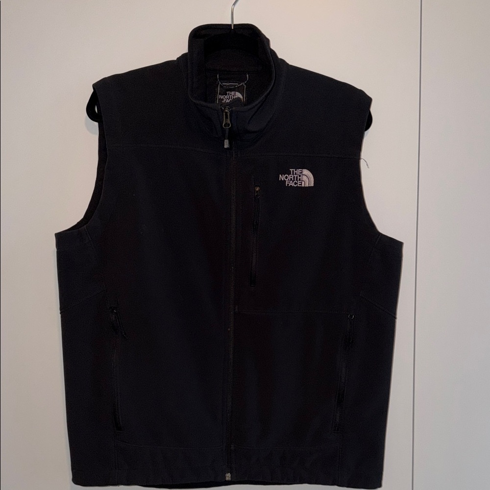 The North Face Men's Black Vest